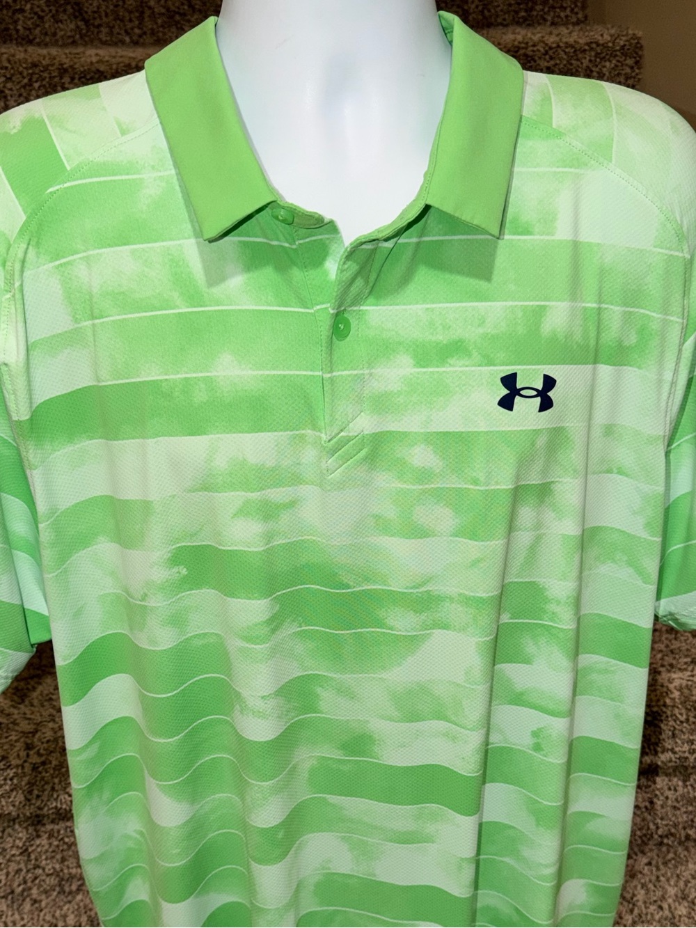 Bright *Under Armour ISO Chill* Loose men’s casual golf polo shirt - XXL 2X